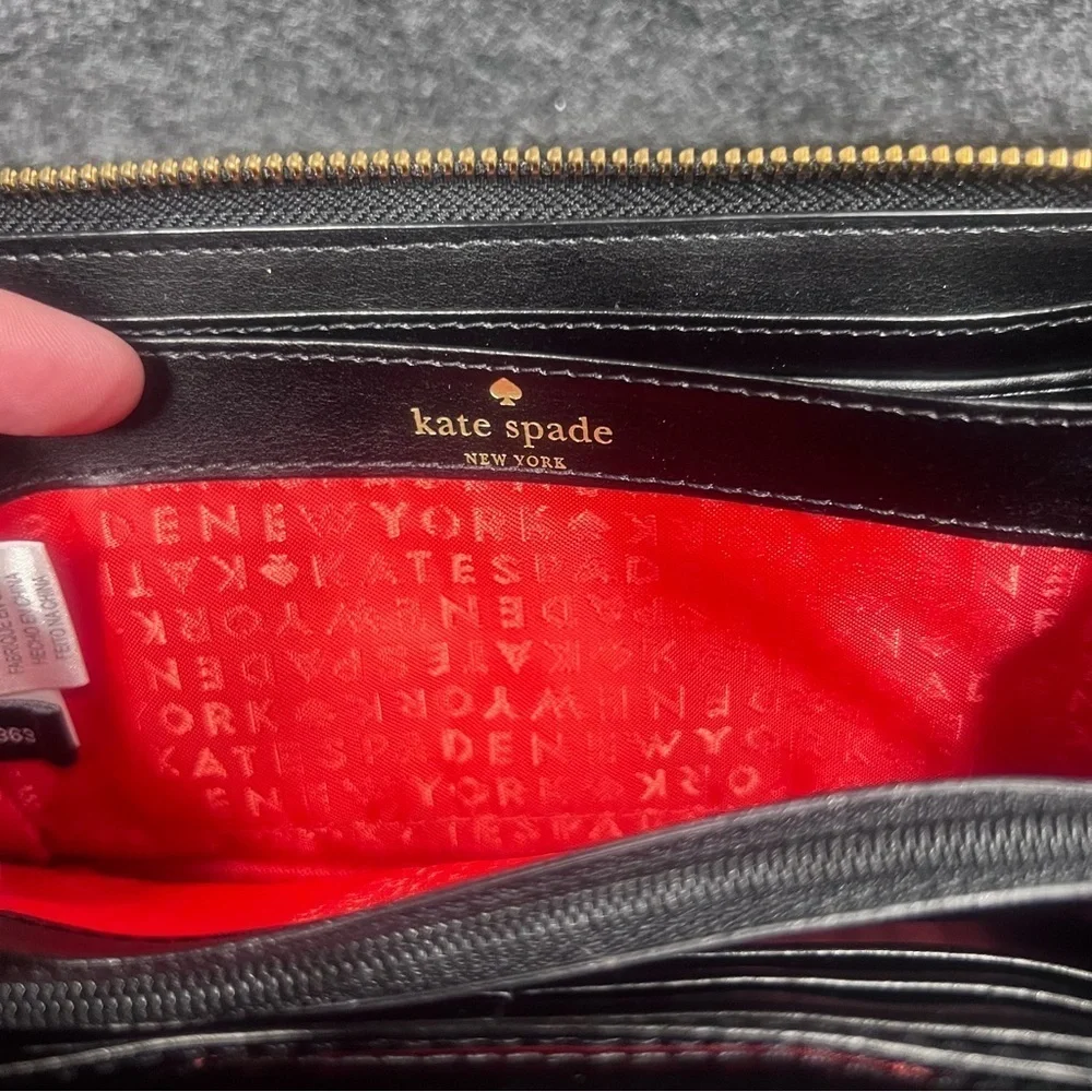 NWT Kate Spade Neda Black Pebbled Ace of Spades Zip Around Wallet